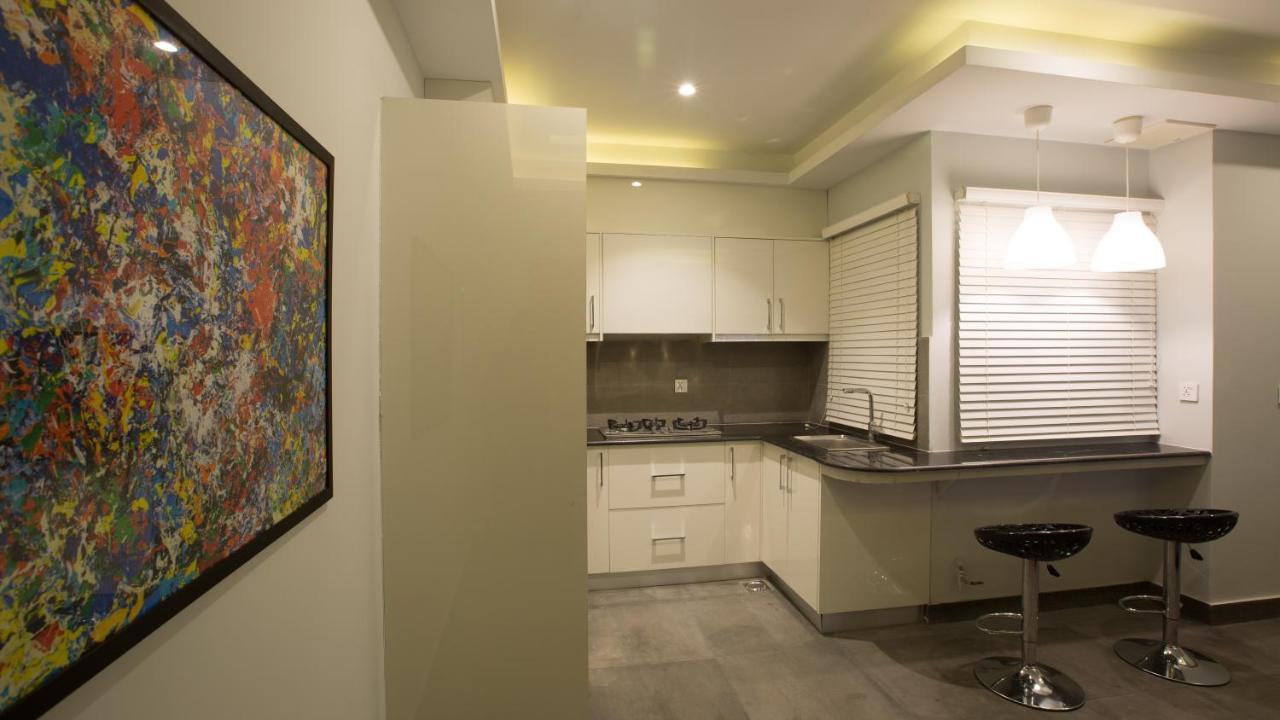 Space Luxury Rental Suites Rawalpindi Exterior foto